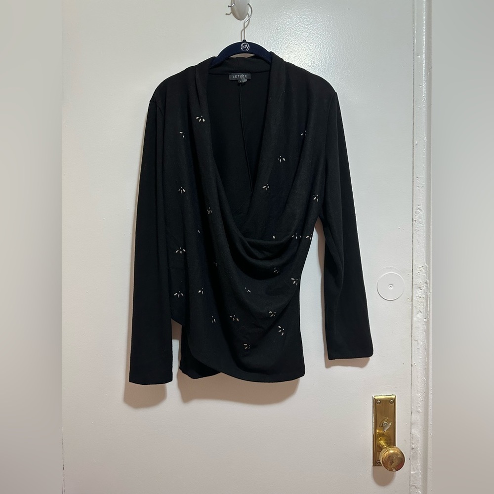✨NWOT 1. State cross front embellished sweater✨
